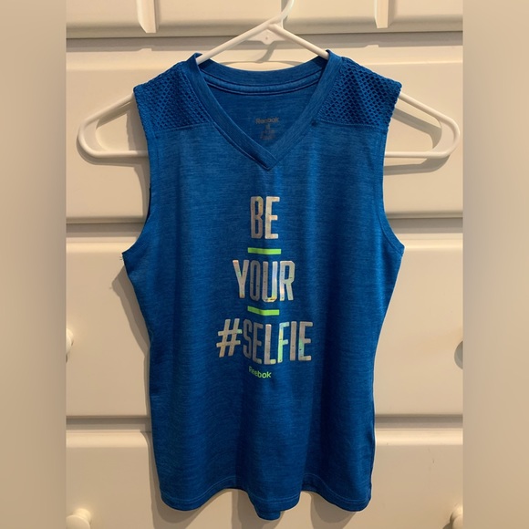 🎉Final Clearance 🎉 Like New! Girls Reebok Athletic Top Size M
3 for $15 with 💕 - Picture 4 of 10